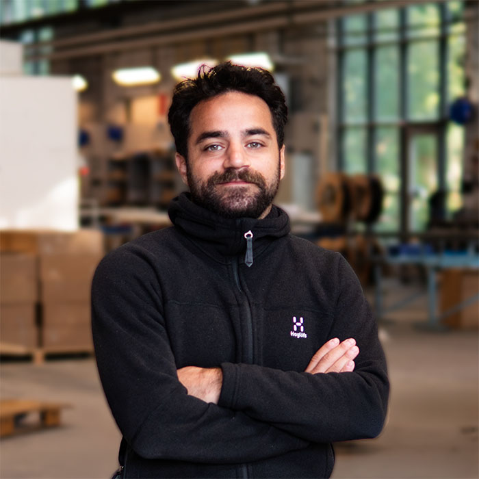 Adib Azrafshan Adib Azrafshan, Marknadschef, Mäster Fönster AB.